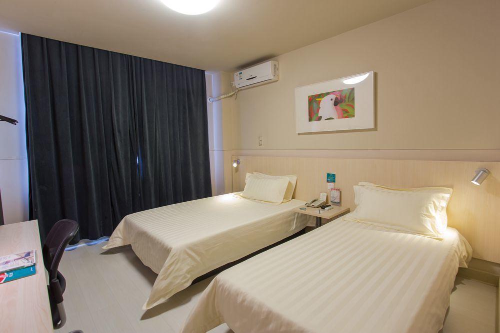 Jinjiang Inn Wanda Plaza Hotel Taiyuan Street Шеньян Екстер'єр фото